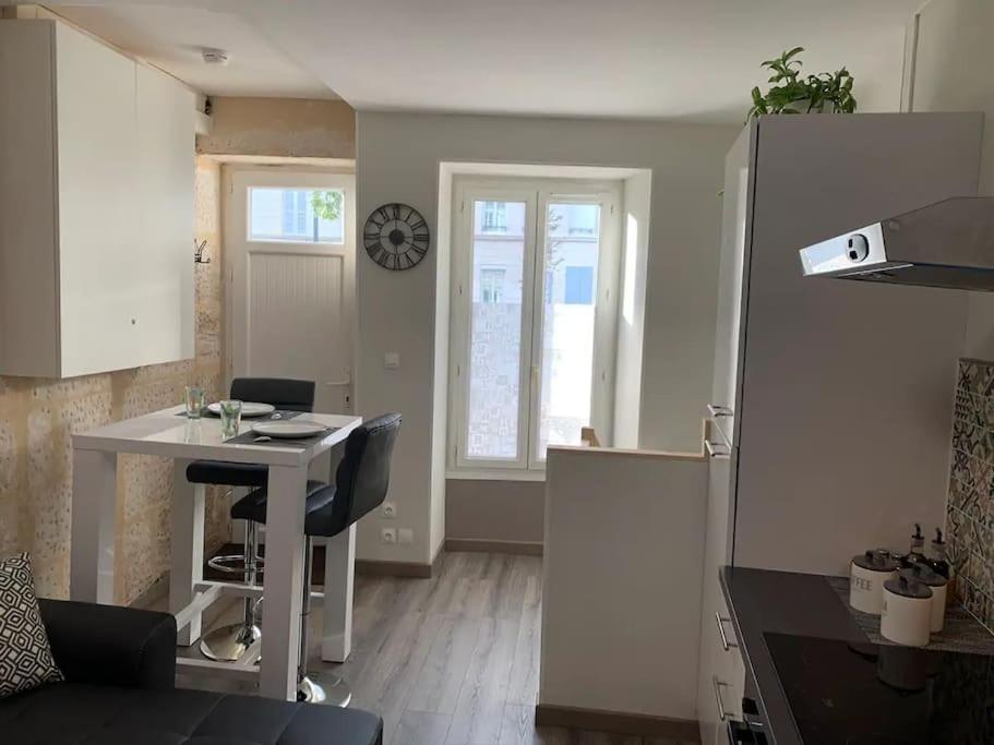Le Cocon T2 Duplex 24 M2 Apartment Niort Bagian luar foto